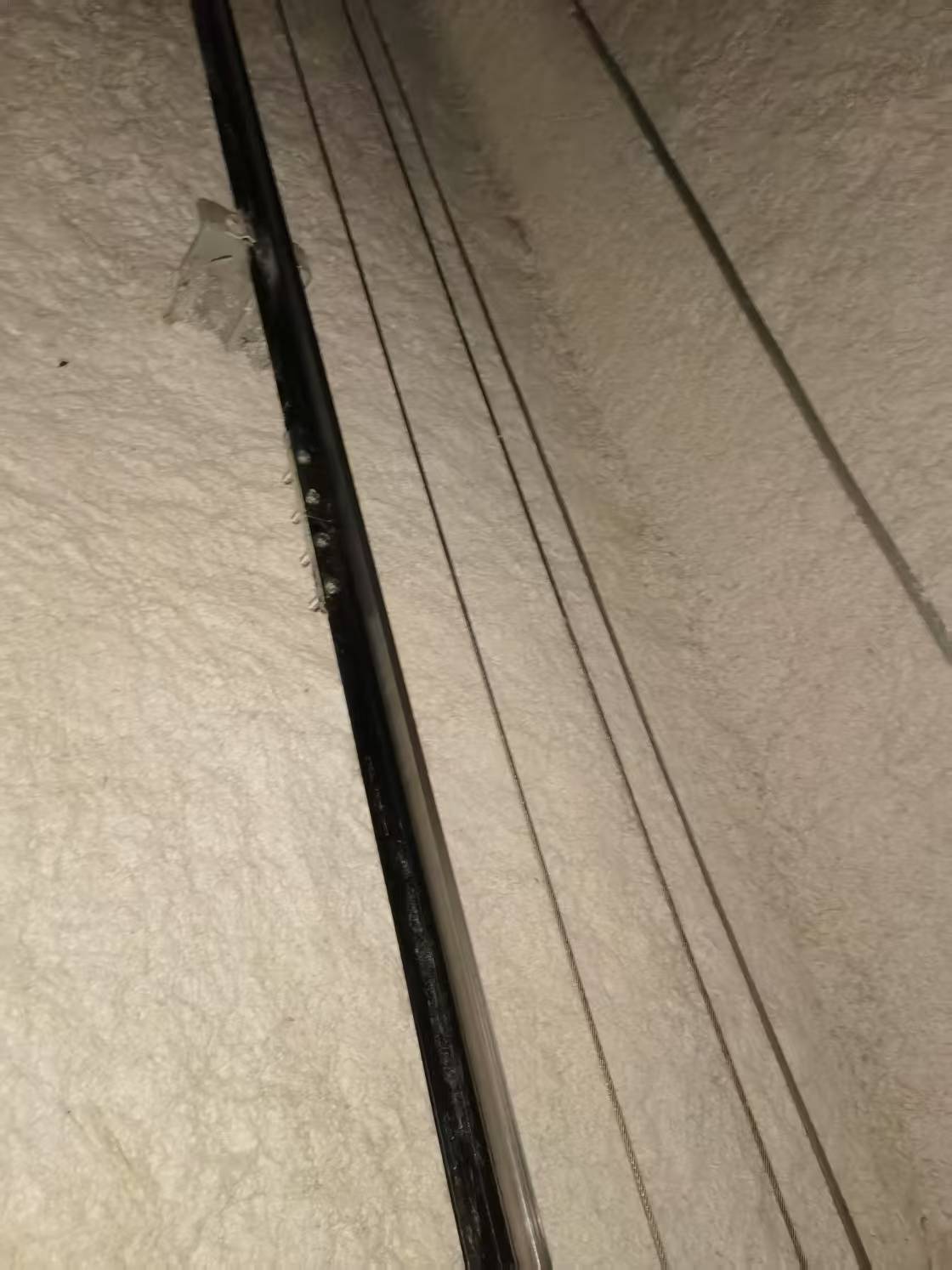 電梯噴涂棉施工